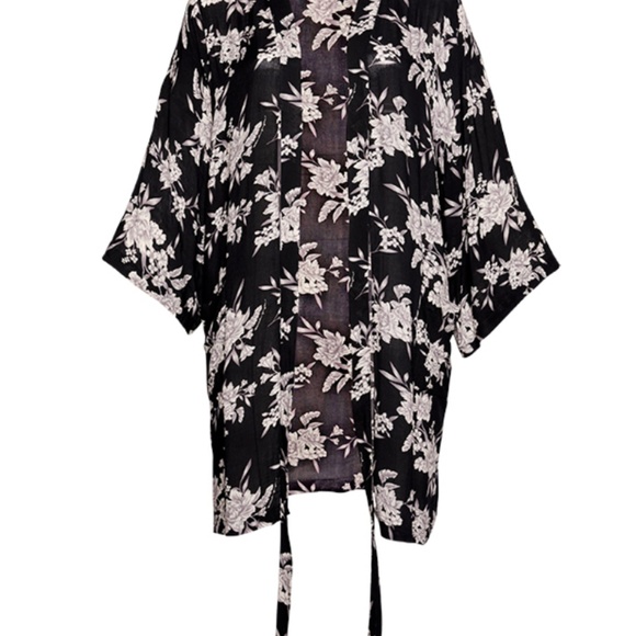 Spiritual Gangster Maya Kimono - Picture 2 of 5